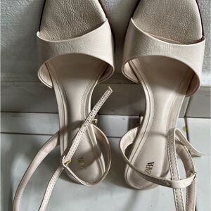 Zara Women's Stylish Beige Heels